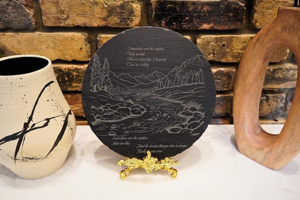 "Somewhere Over the Rainbow" Round Slate